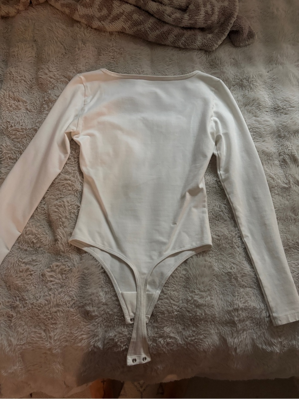 TNA White Long Sleeve Scoop-Neck Bodysuit - Picture 3 of 5